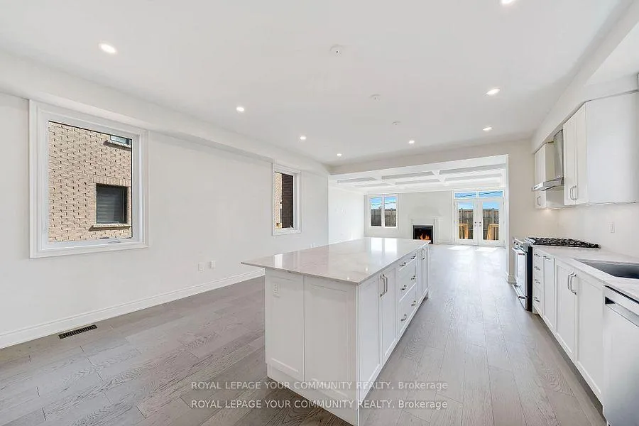 Photo 14 of 243A Andy Crescent, Vaughan, West Woodbridge — HOMEH