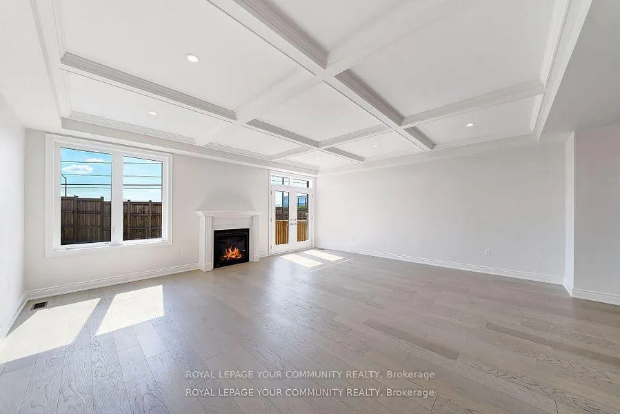 Photo 19 of 243A Andy Crescent, Vaughan, West Woodbridge — HOMEH