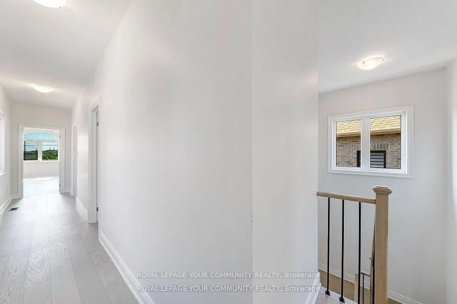 Photo 22 of 243A Andy Crescent, Vaughan, West Woodbridge — HOMEH