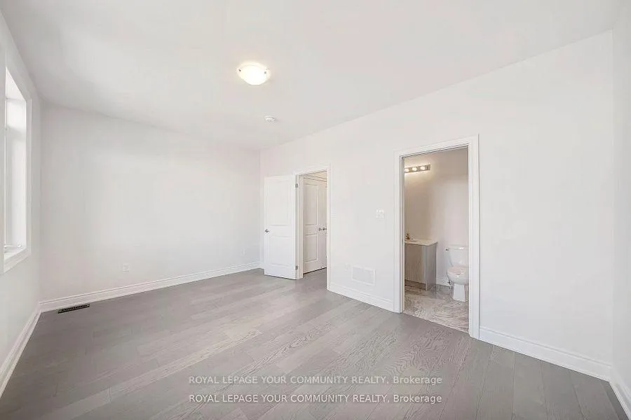 Photo 25 of 243A Andy Crescent, Vaughan, West Woodbridge — HOMEH
