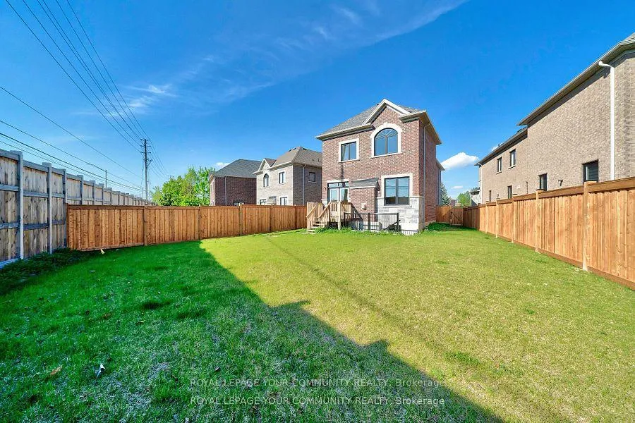 Photo 38 of 243A Andy Crescent, Vaughan, West Woodbridge — HOMEH