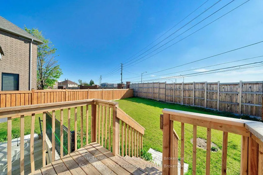 Photo 40 of 243A Andy Crescent, Vaughan, West Woodbridge — HOMEH