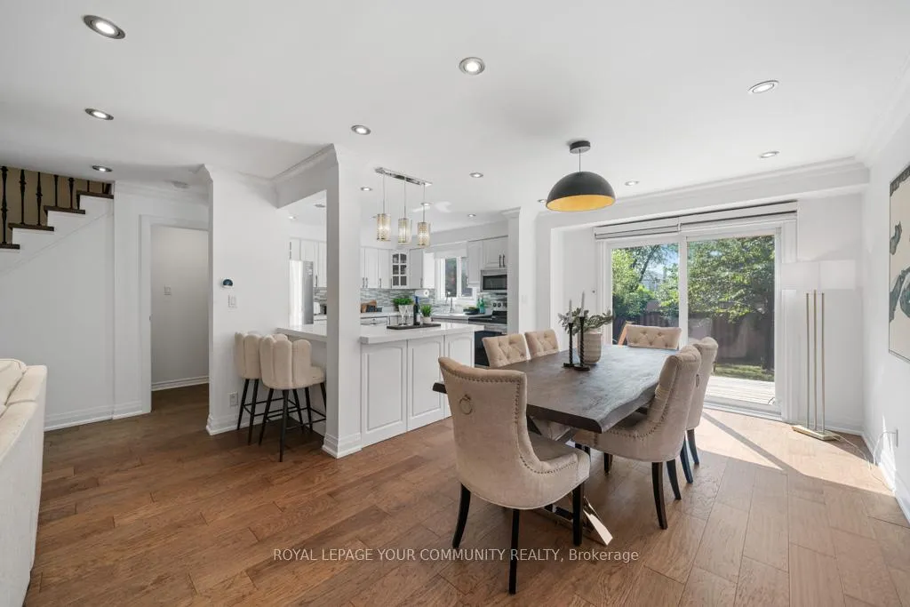 Photo 2 of 65 Westhampton Drive, Vaughan, Brownridge — HOMEH