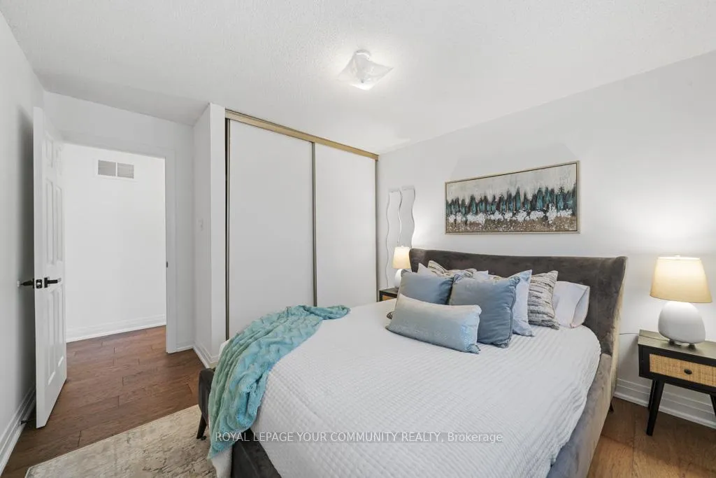Photo 17 of 65 Westhampton Drive, Vaughan, Brownridge — HOMEH