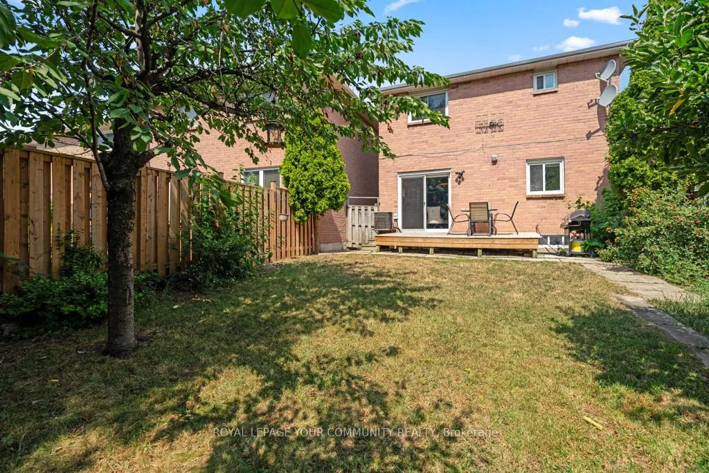 Photo 26 of 65 Westhampton Drive, Vaughan, Brownridge — HOMEH