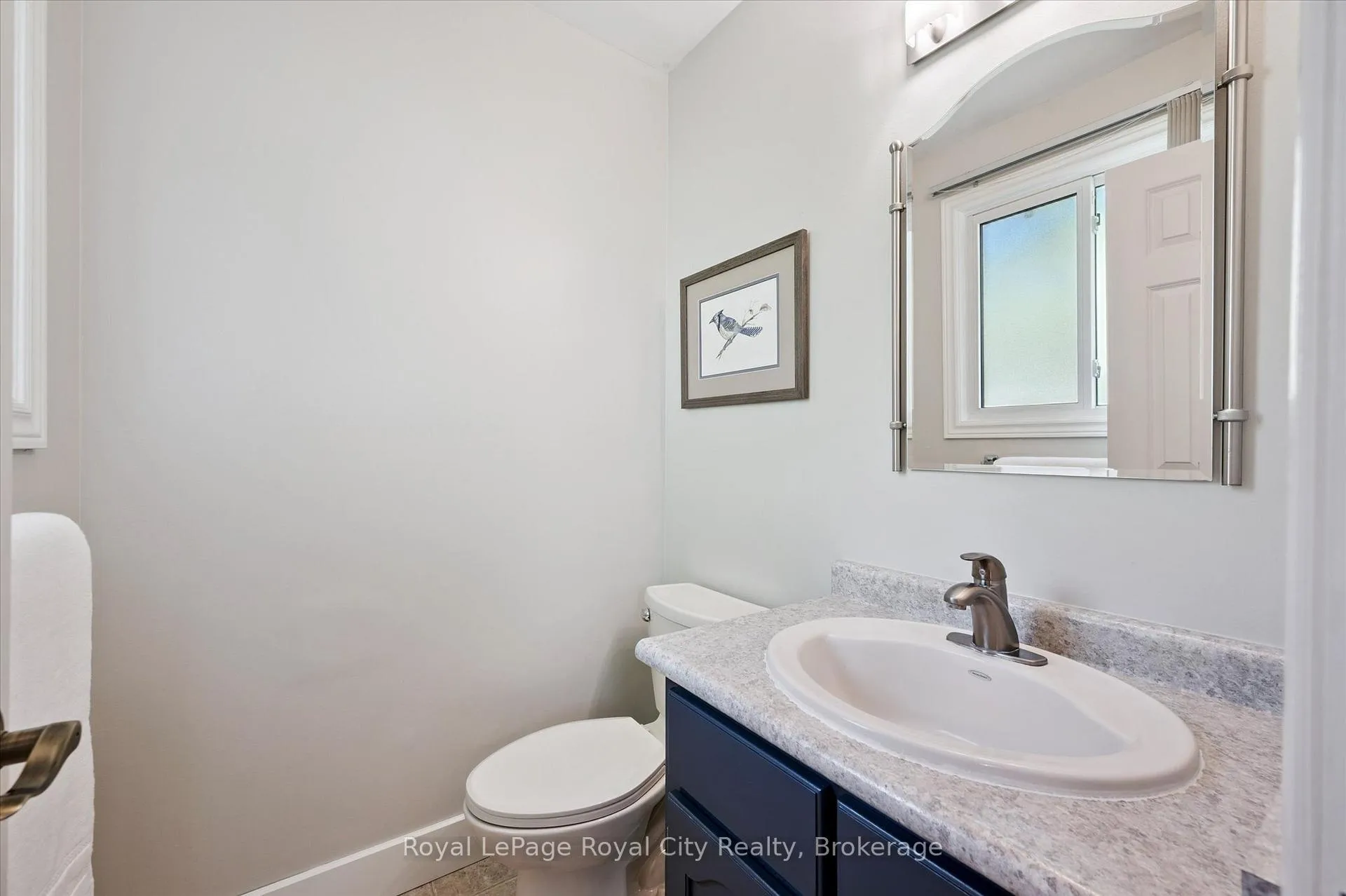 Photo 17 of 41 Shoemaker Crescent, Guelph, Willow West/Sugarbush/West Acres — HOMEH