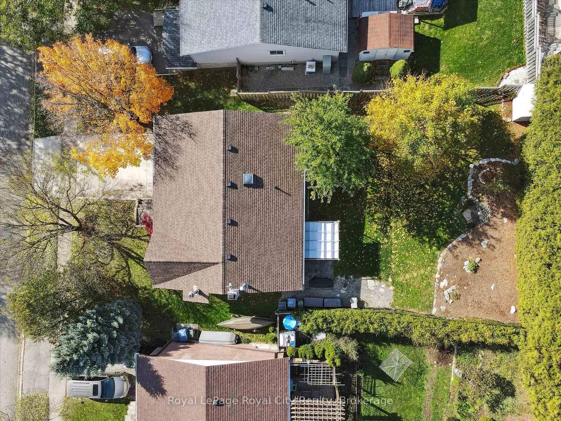 Photo 30 of 41 Shoemaker Crescent, Guelph, Willow West/Sugarbush/West Acres — HOMEH