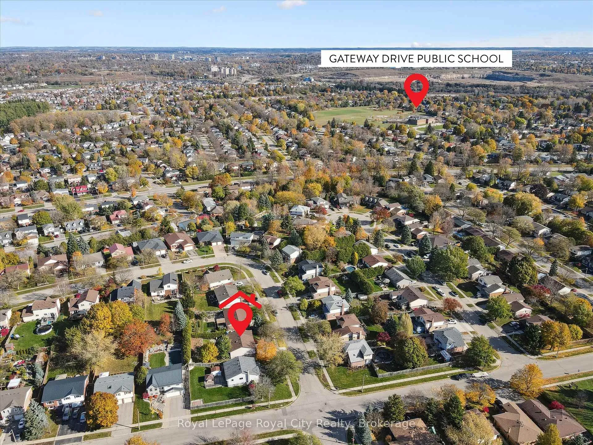 Photo 33 of 41 Shoemaker Crescent, Guelph, Willow West/Sugarbush/West Acres — HOMEH