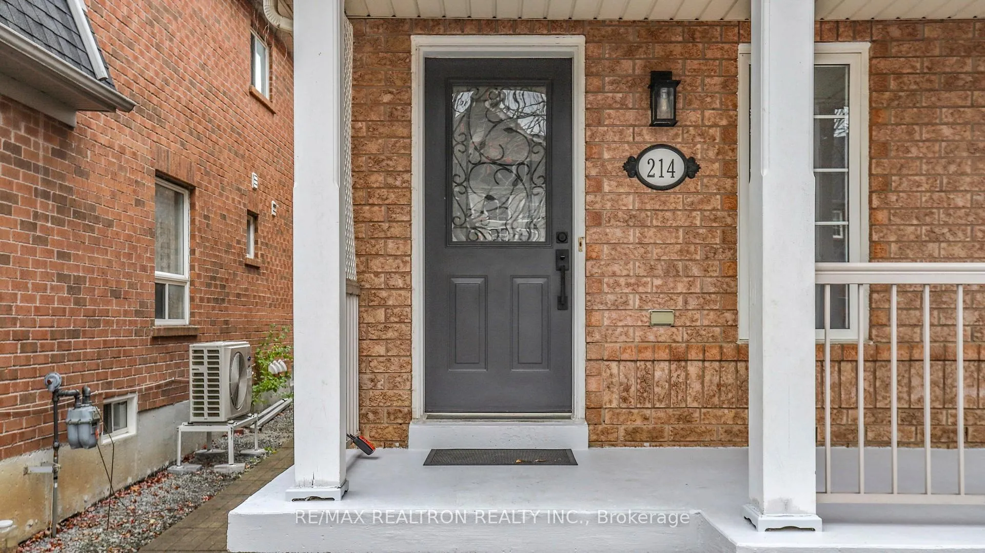 Photo 3 of 214 Everett Street, Markham, Wismer — HOMEH