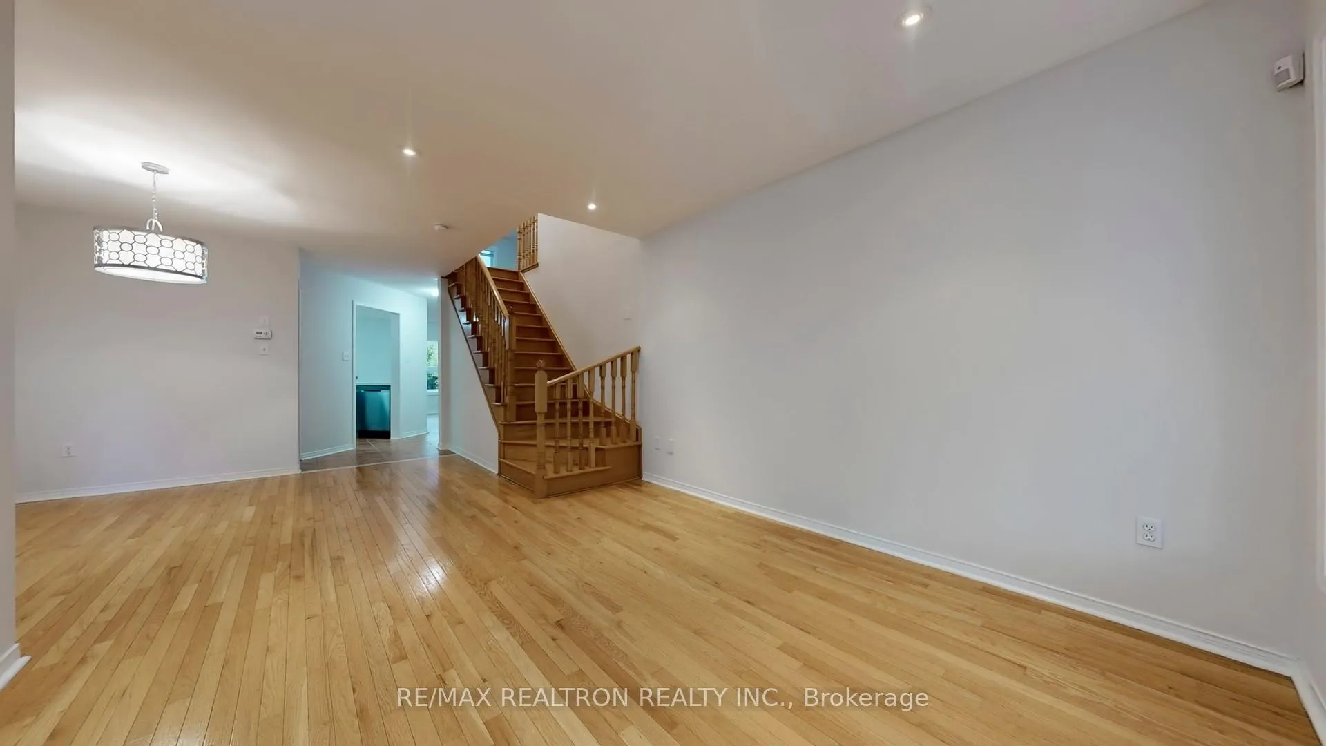 Photo 5 of 214 Everett Street, Markham, Wismer — HOMEH