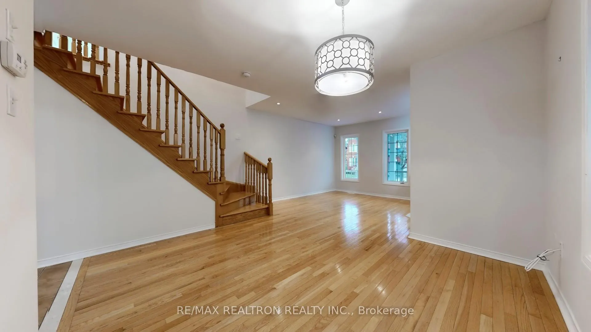Photo 7 of 214 Everett Street, Markham, Wismer — HOMEH