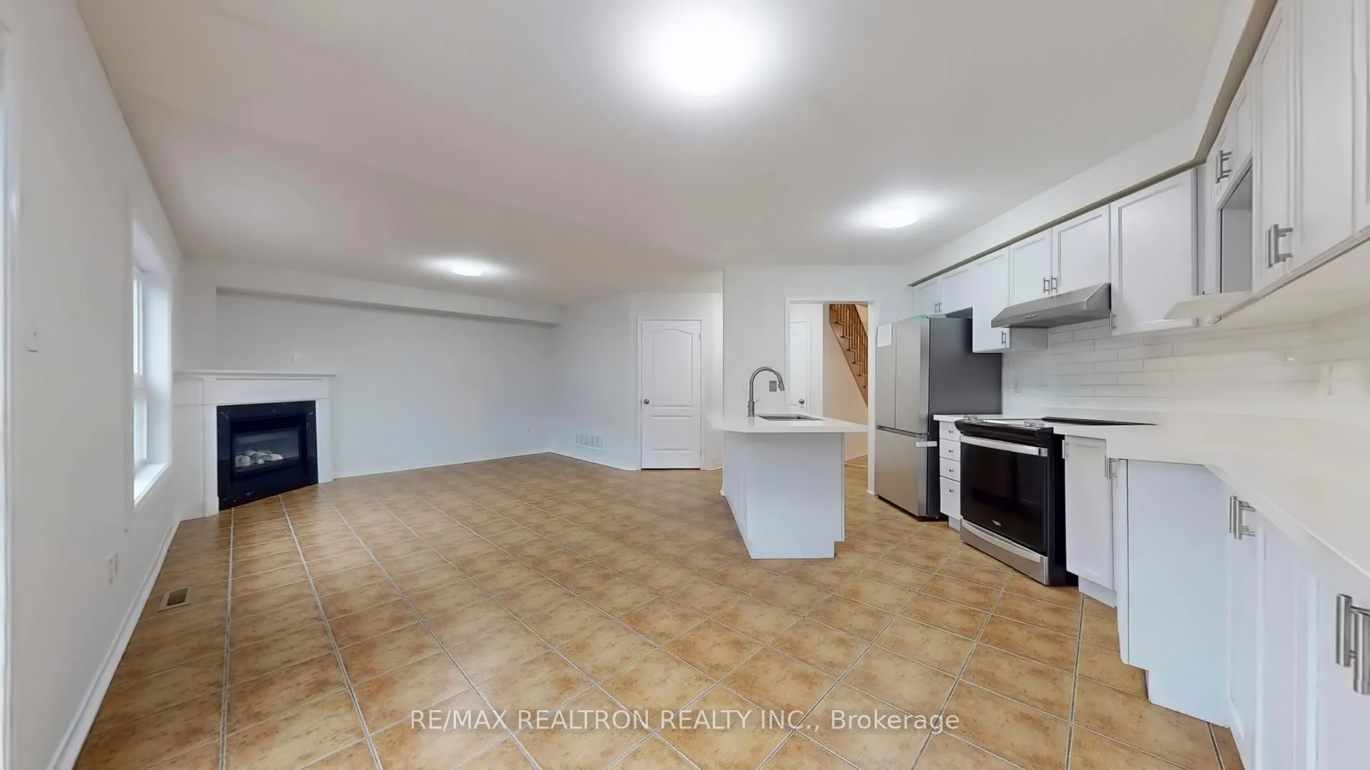 Photo 12 of 214 Everett Street, Markham, Wismer — HOMEH