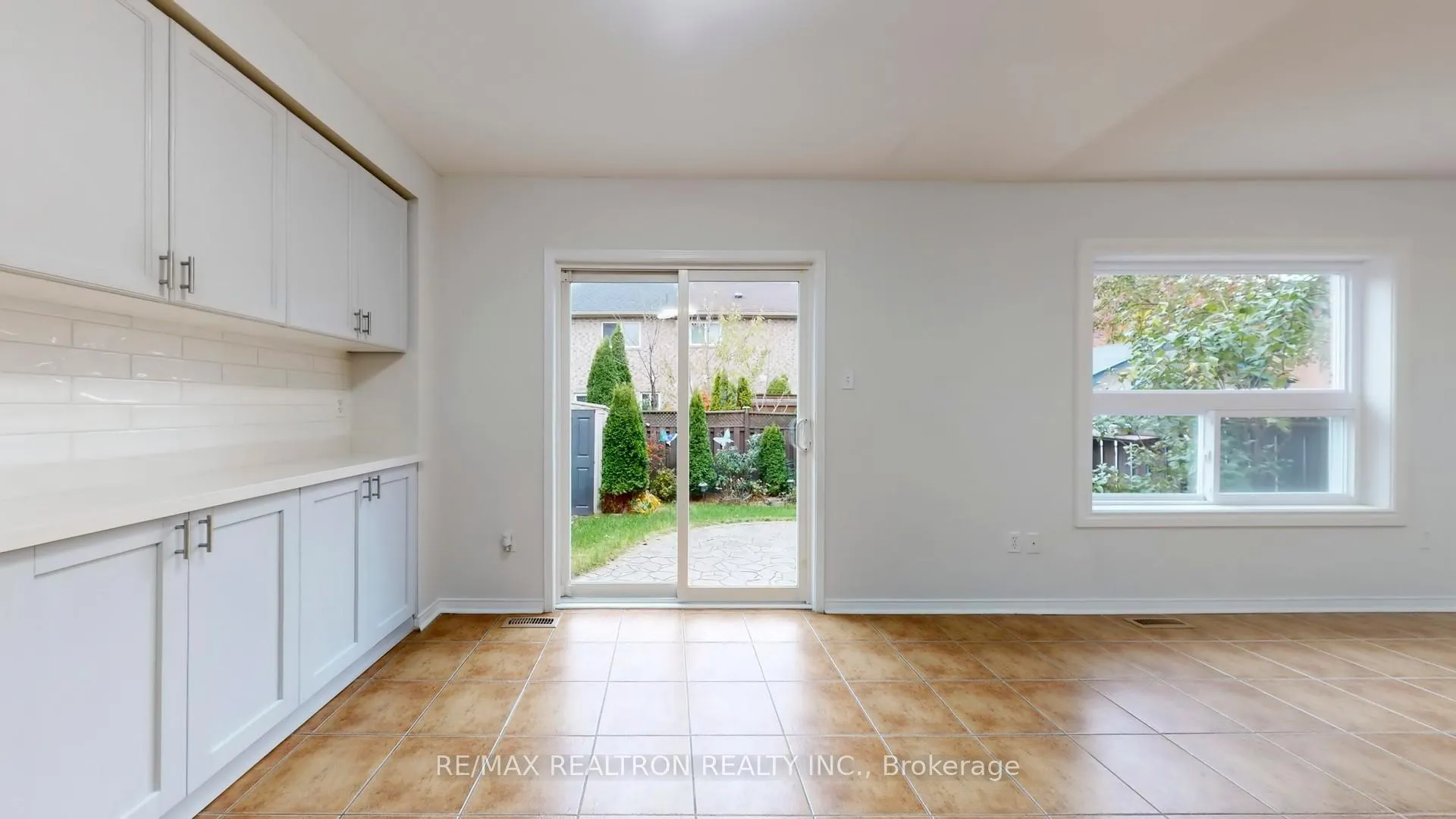 Photo 14 of 214 Everett Street, Markham, Wismer — HOMEH