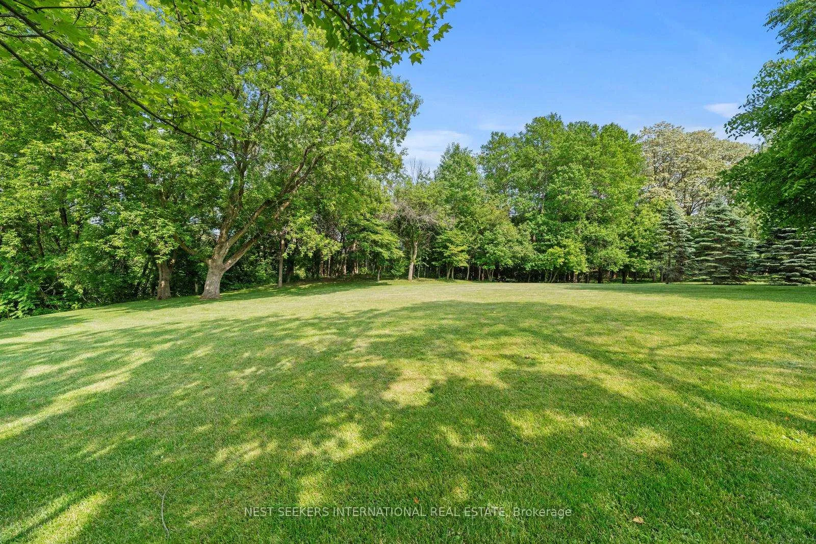 Photo 38 of 21 Rolling Court, King, King City — HOMEH