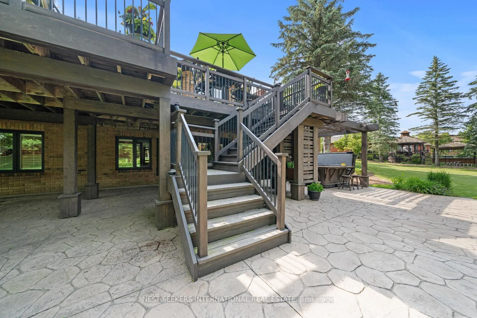 Photo 41 of 21 Rolling Court, King, King City — HOMEH