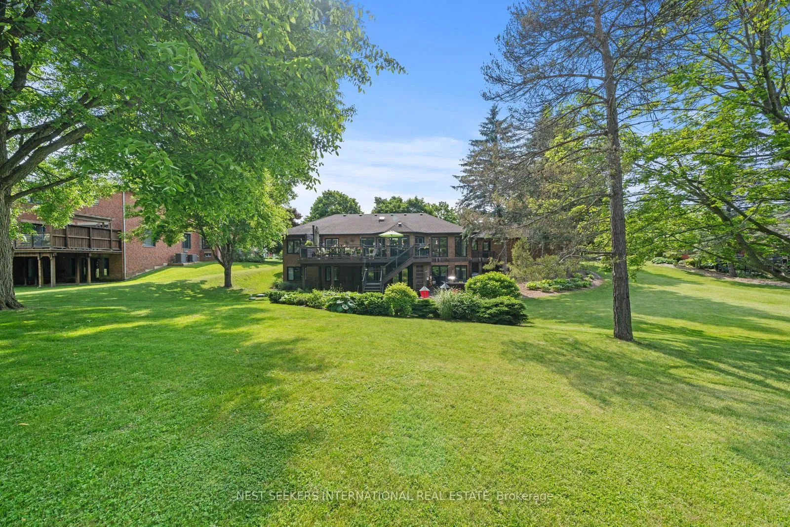Photo 44 of 21 Rolling Court, King, King City — HOMEH