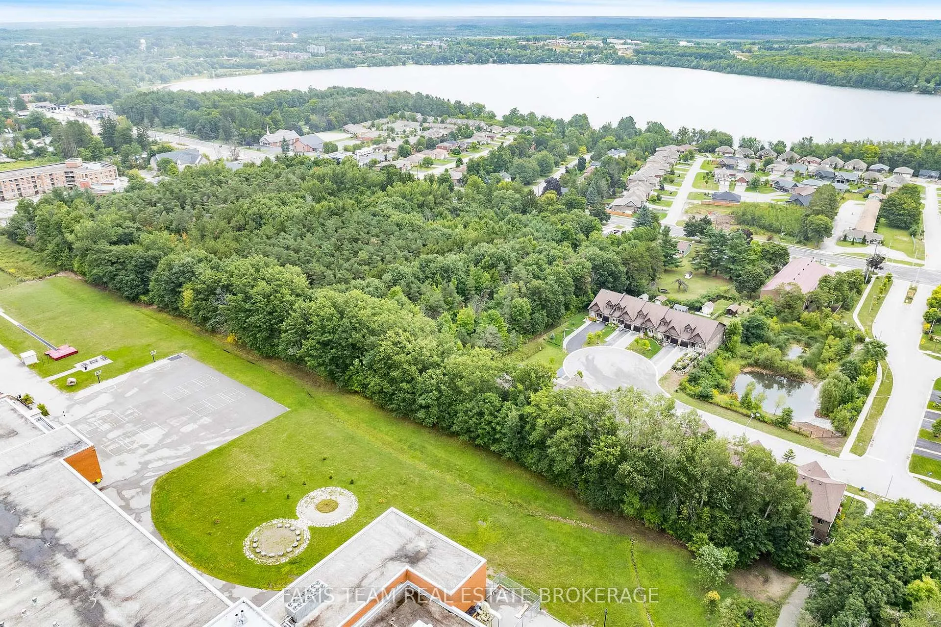 Photo 10 of 940 Cook Drive, Midland — HOMEH