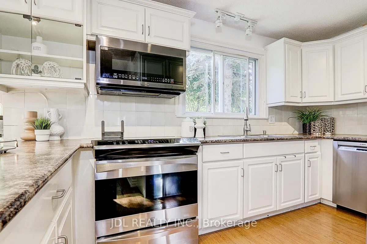 Photo 16 of 7 Shady Lane Crescent, Markham, Royal Orchard — HOMEH