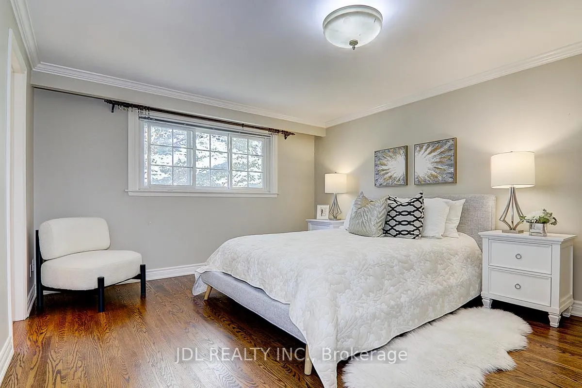 Photo 21 of 7 Shady Lane Crescent, Markham, Royal Orchard — HOMEH