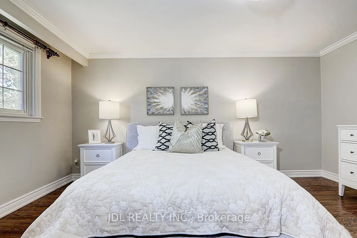 Photo 22 of 7 Shady Lane Crescent, Markham, Royal Orchard — HOMEH
