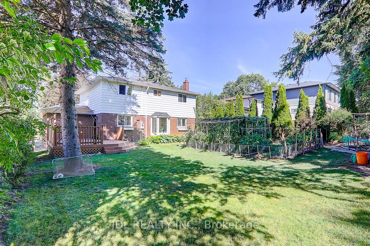 Photo 41 of 7 Shady Lane Crescent, Markham, Royal Orchard — HOMEH