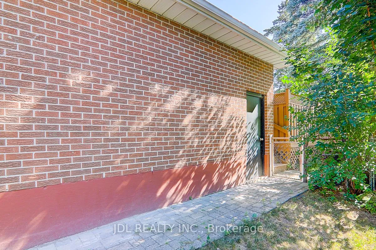 Photo 42 of 7 Shady Lane Crescent, Markham, Royal Orchard — HOMEH