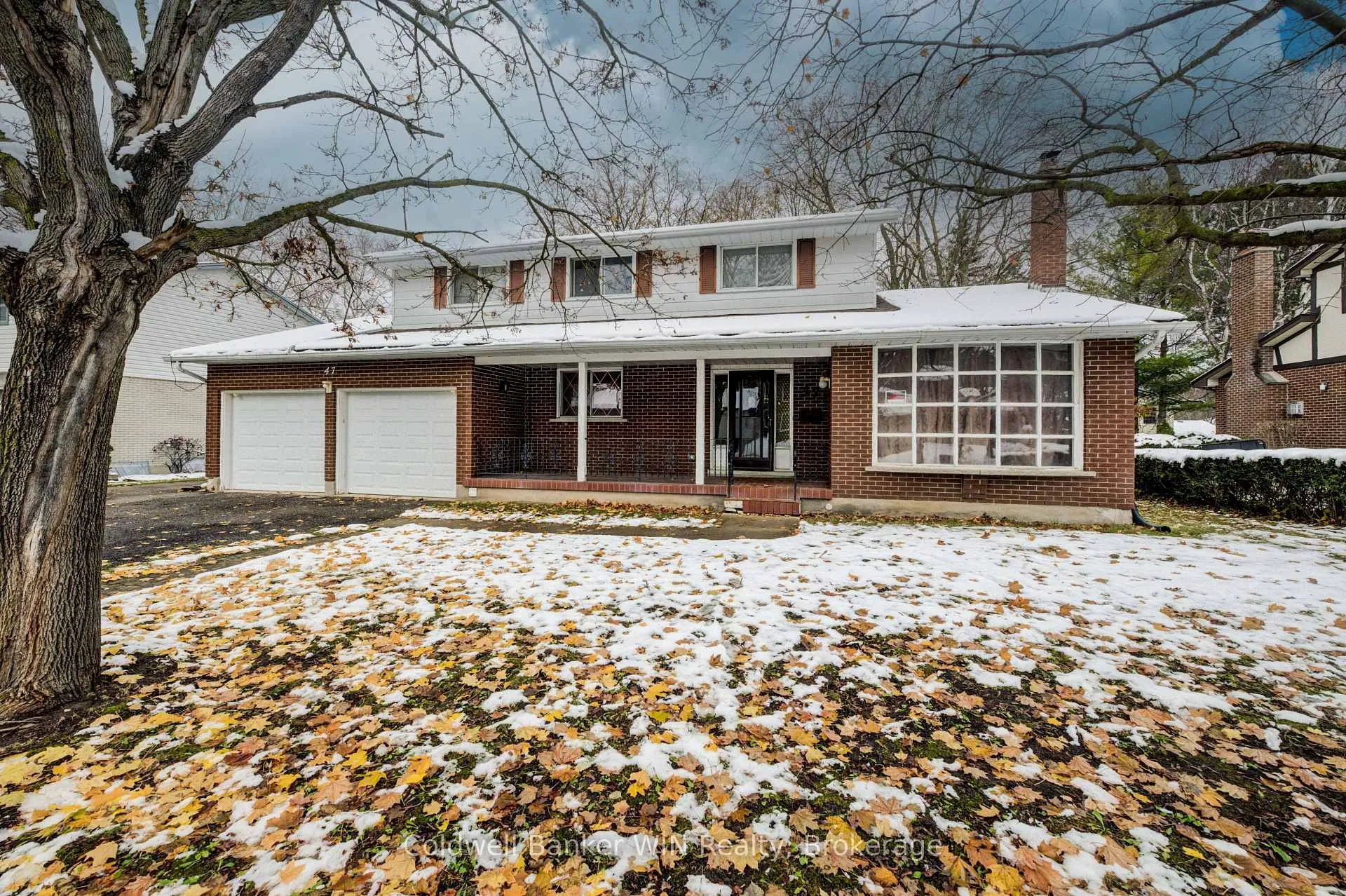 Photo 3 of 47 Academy Crescent, Waterloo — HOMEH