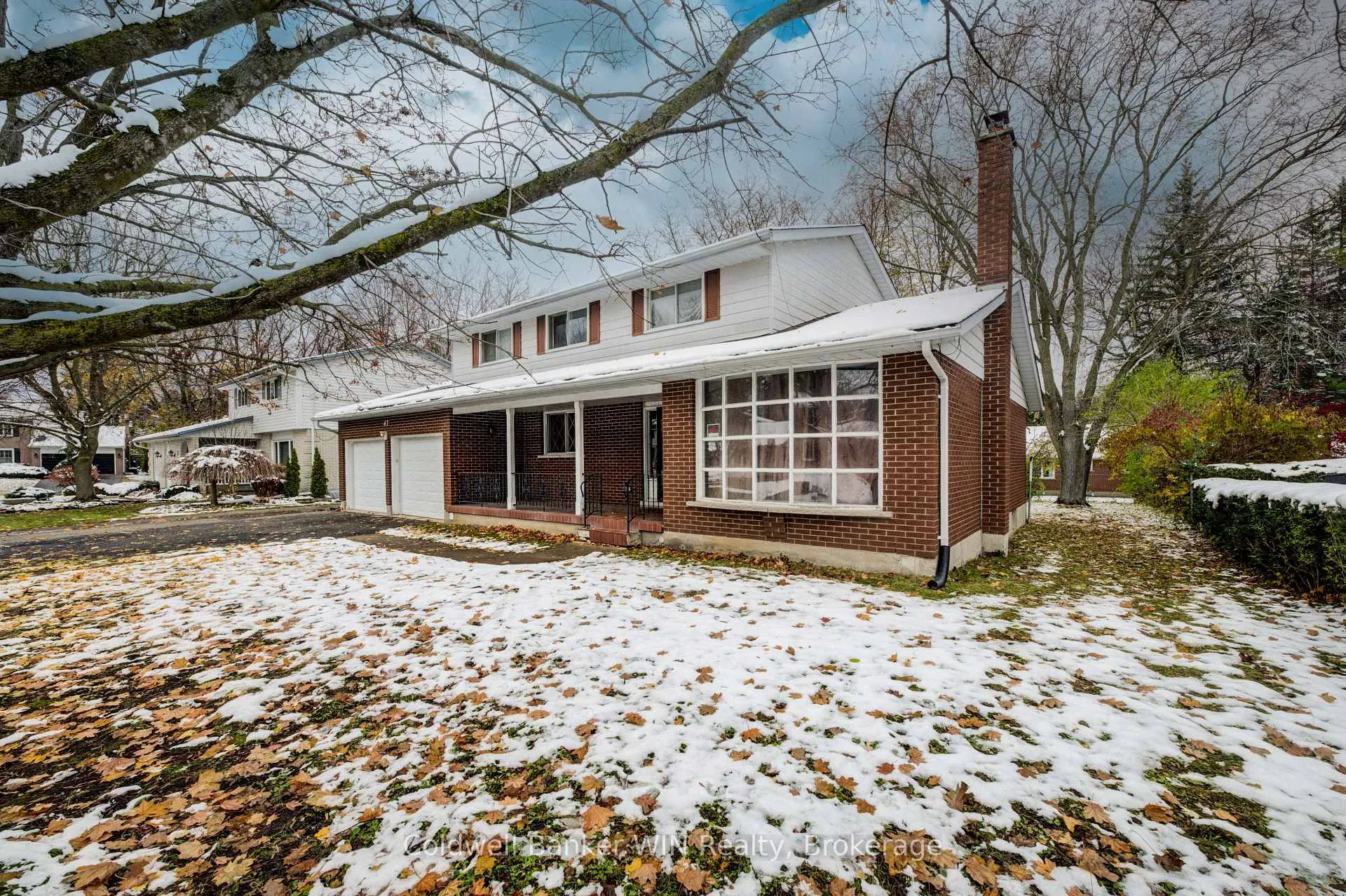 Photo 4 of 47 Academy Crescent, Waterloo — HOMEH