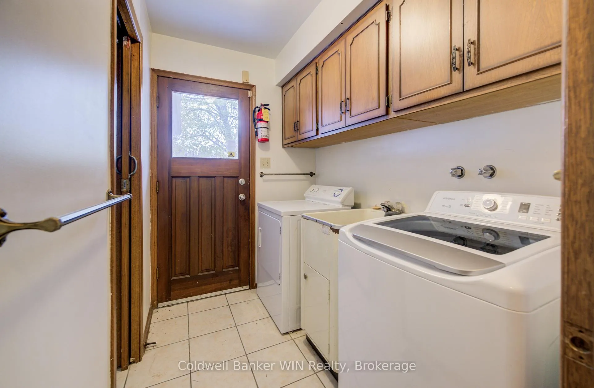 Photo 14 of 47 Academy Crescent, Waterloo — HOMEH