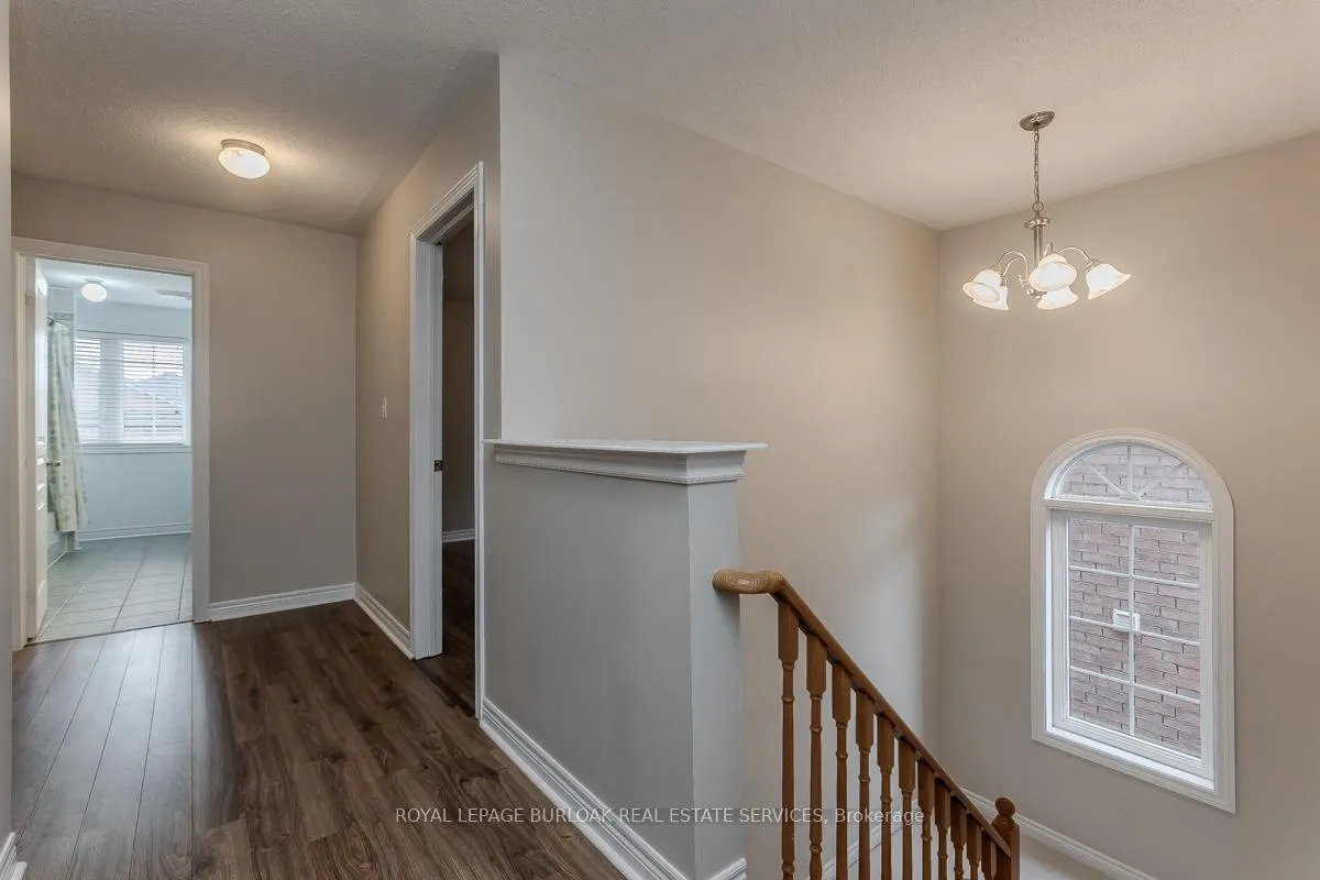 Photo 26 of 2273 Blue Oak Circle, Oakville, Westmount — HOMEH