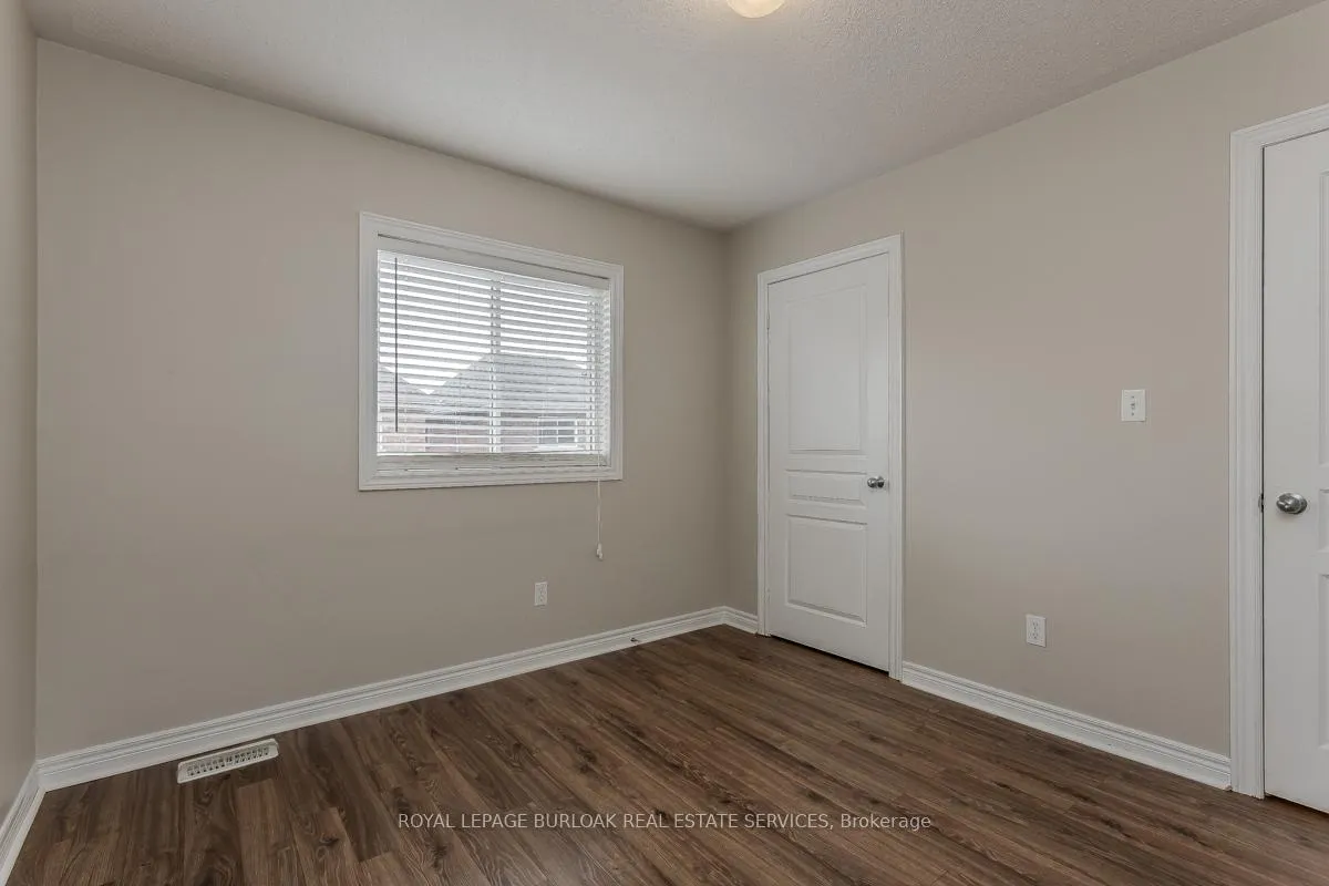 Photo 35 of 2273 Blue Oak Circle, Oakville, Westmount — HOMEH