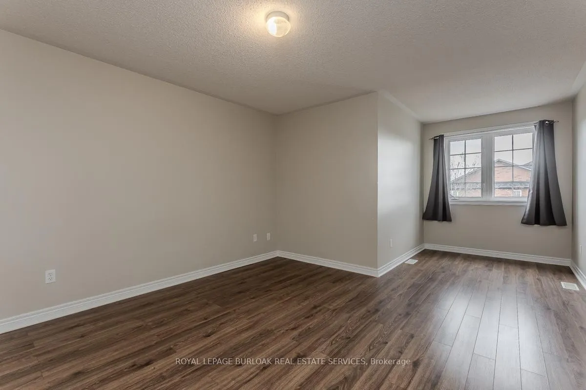 Photo 37 of 2273 Blue Oak Circle, Oakville, Westmount — HOMEH