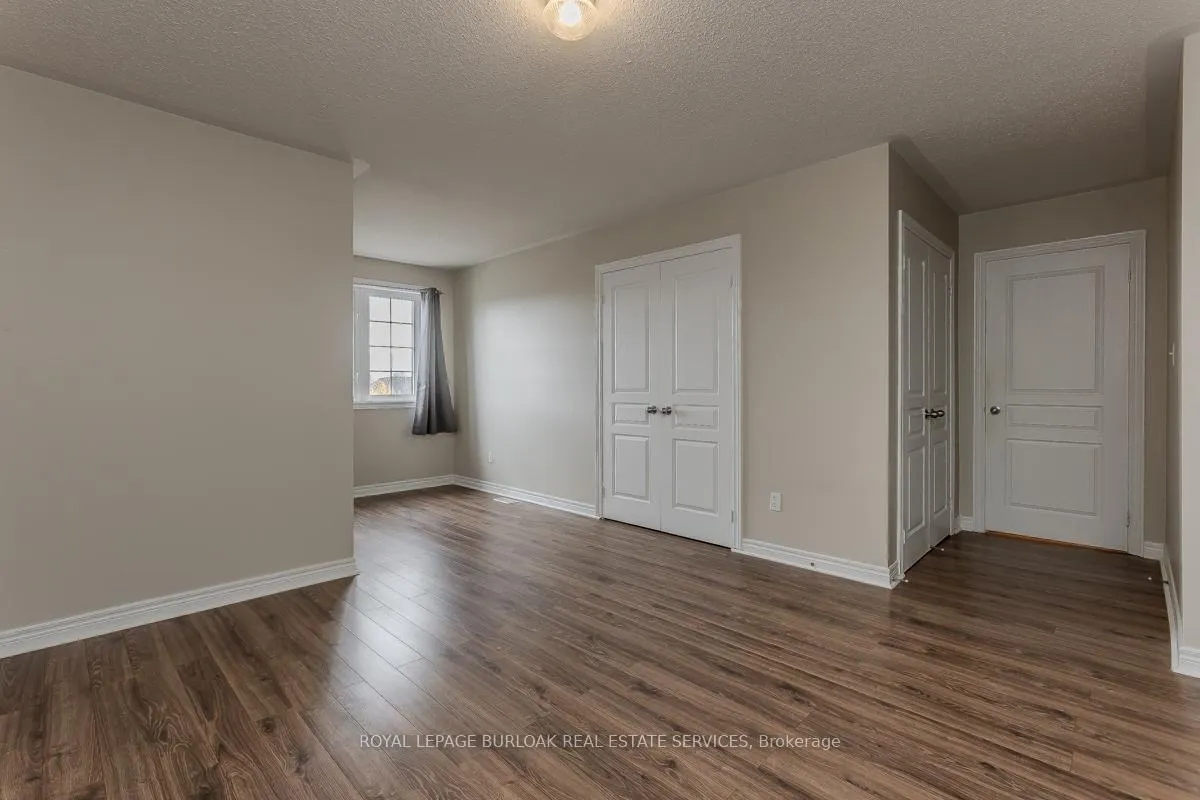 Photo 39 of 2273 Blue Oak Circle, Oakville, Westmount — HOMEH