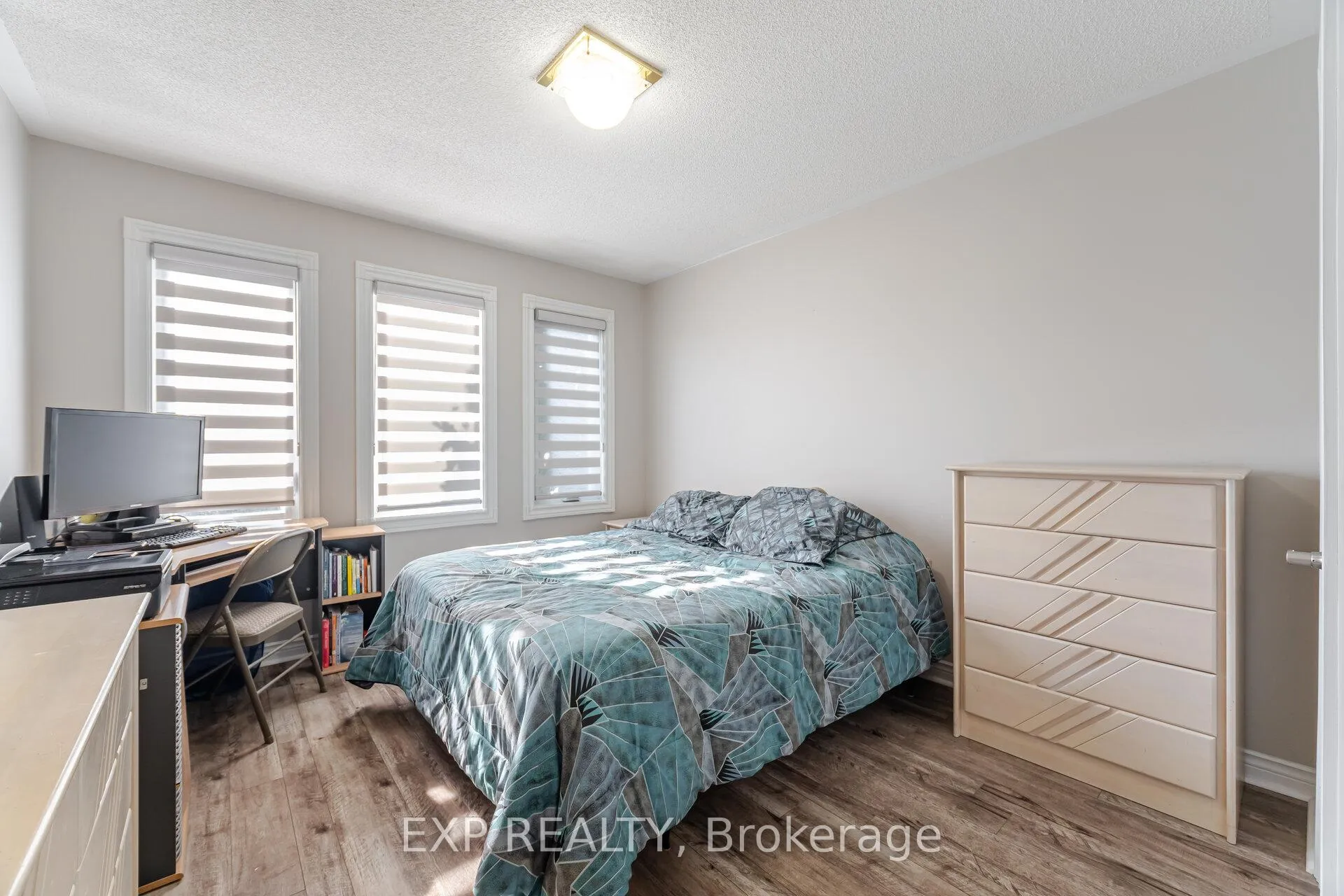 Photo 28 of 211 Fletcher Drive, Vaughan, Maple — HOMEH