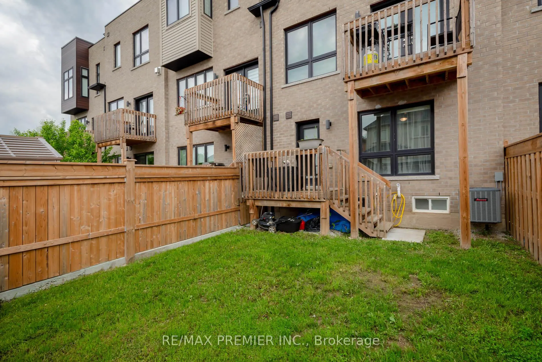 Photo 37 of 89 Gridiron Gate, Vaughan, Vellore Village — HOMEH