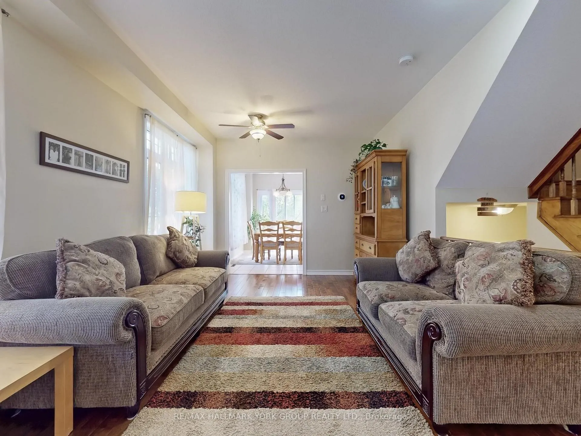 Photo 14 of 1 Lander Crescent, Vaughan, Patterson — HOMEH