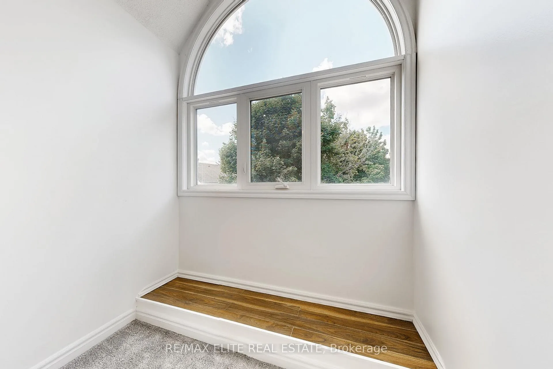 Photo 13 of 48 John Button Boulevard, Markham, Buttonville — HOMEH