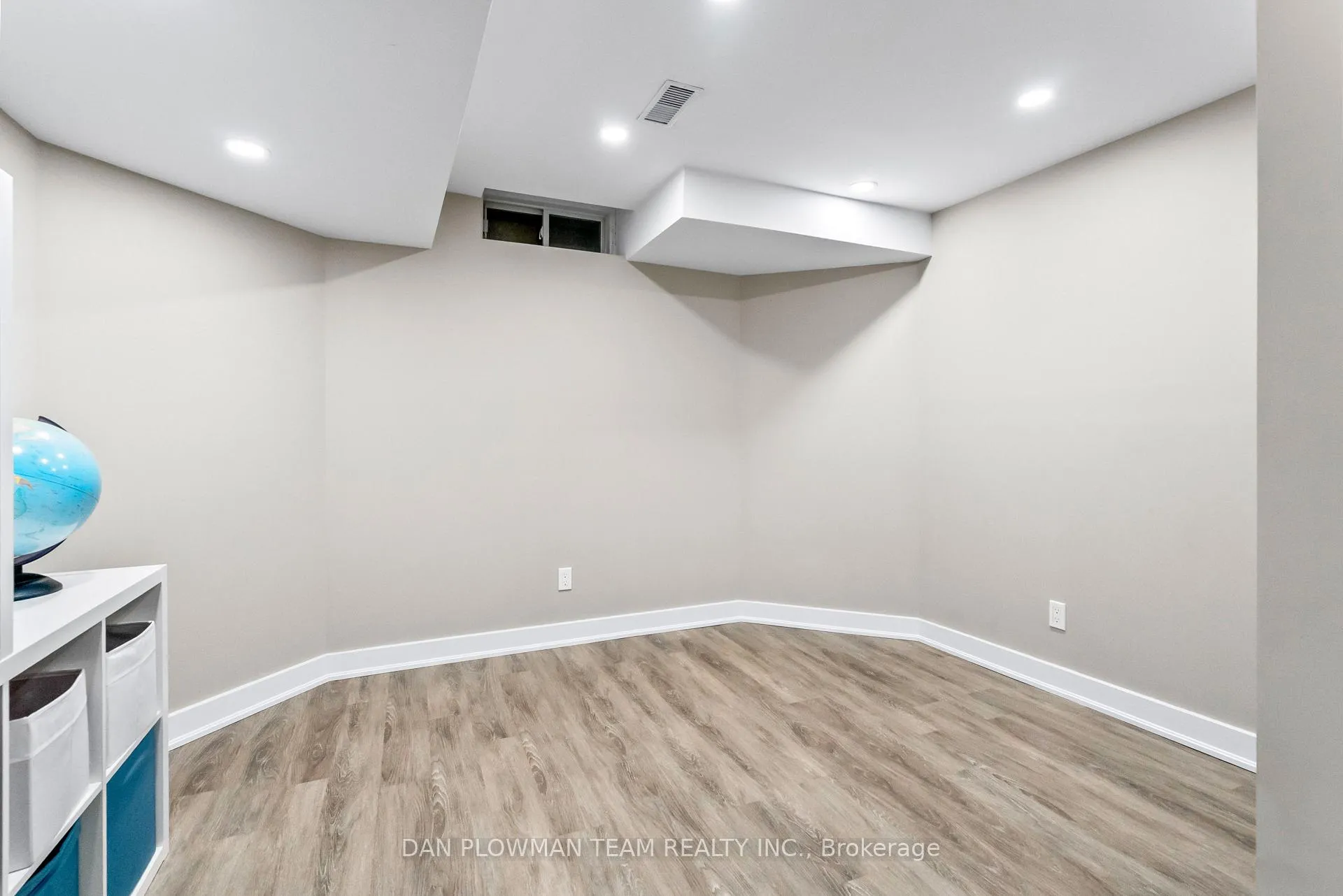 Photo 33 of 65 Sandford Crescent, Whitby, Rolling Acres — HOMEH
