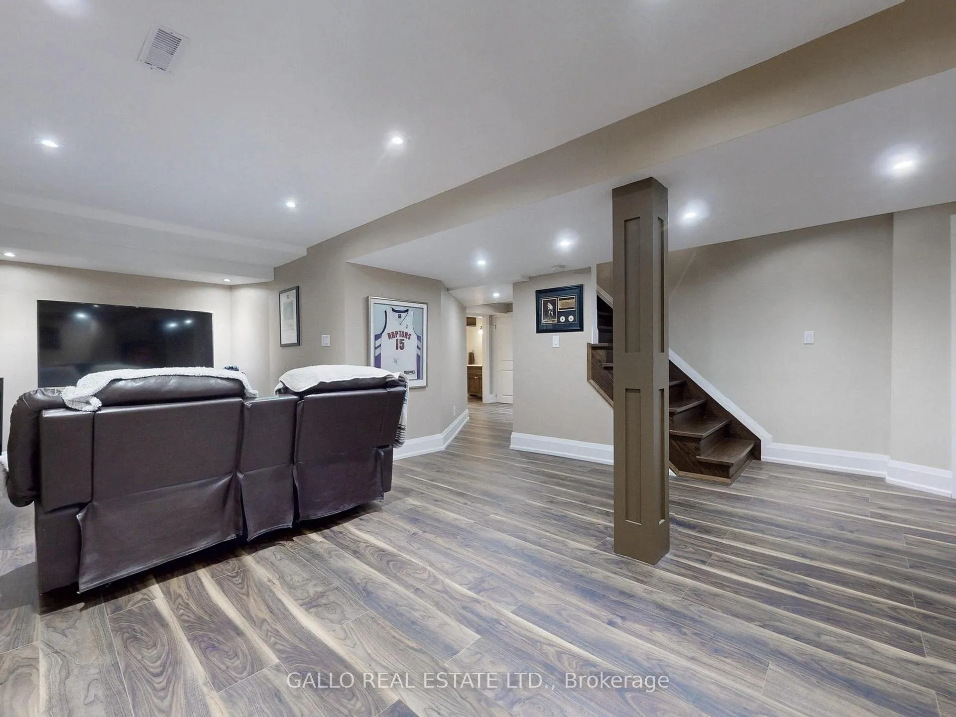 Photo 30 of 45 Timbermill Crescent, Markham, Raymerville — HOMEH
