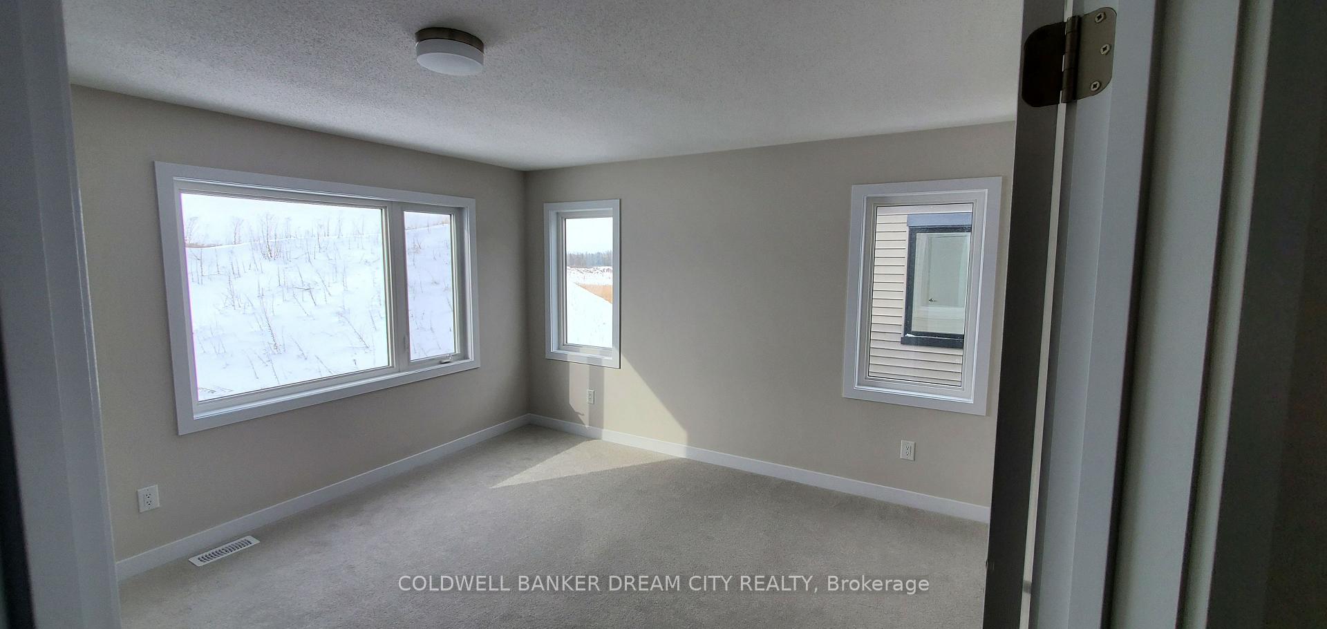 Photo 6 of 678 Expansion Road, Ottawa, Barrhaven - Half Moon Bay — HOMEH