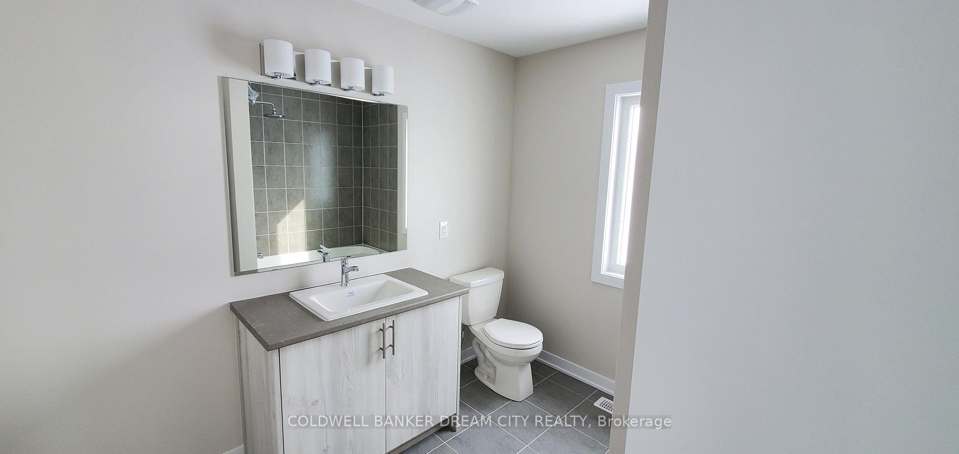 Photo 9 of 678 Expansion Road, Ottawa, Barrhaven - Half Moon Bay — HOMEH
