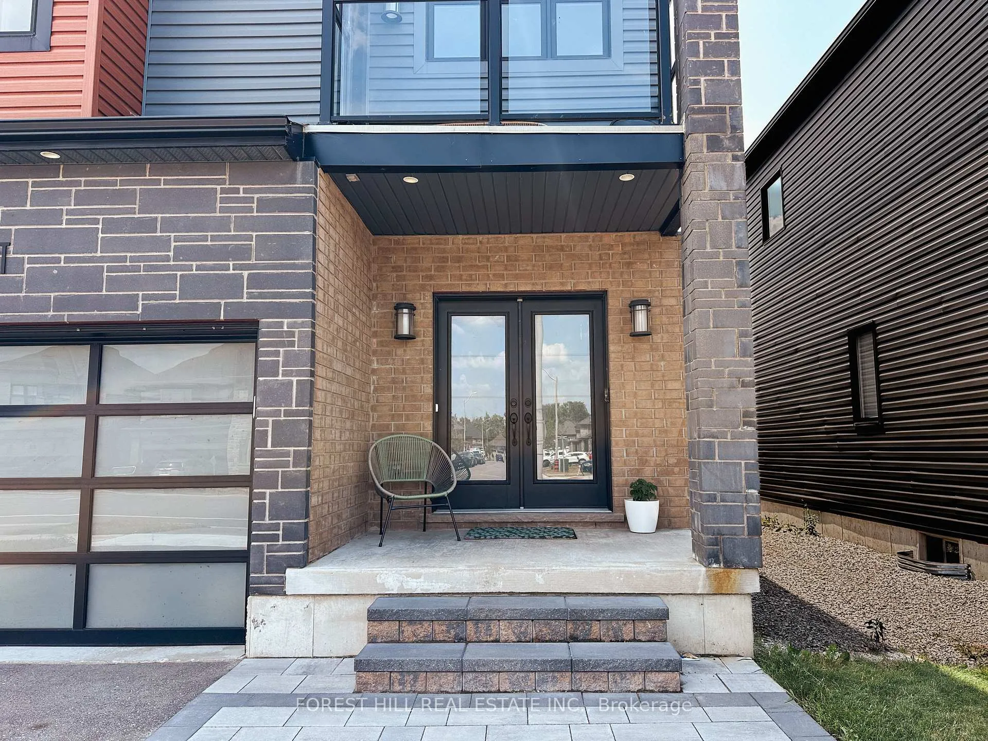 Photo 3 of 64 Mabern Street, Barrie, Rural Barrie Southwest — HOMEH