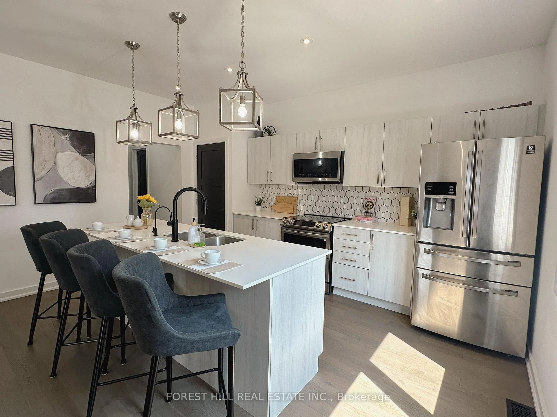 Photo 16 of 64 Mabern Street, Barrie, Rural Barrie Southwest — HOMEH