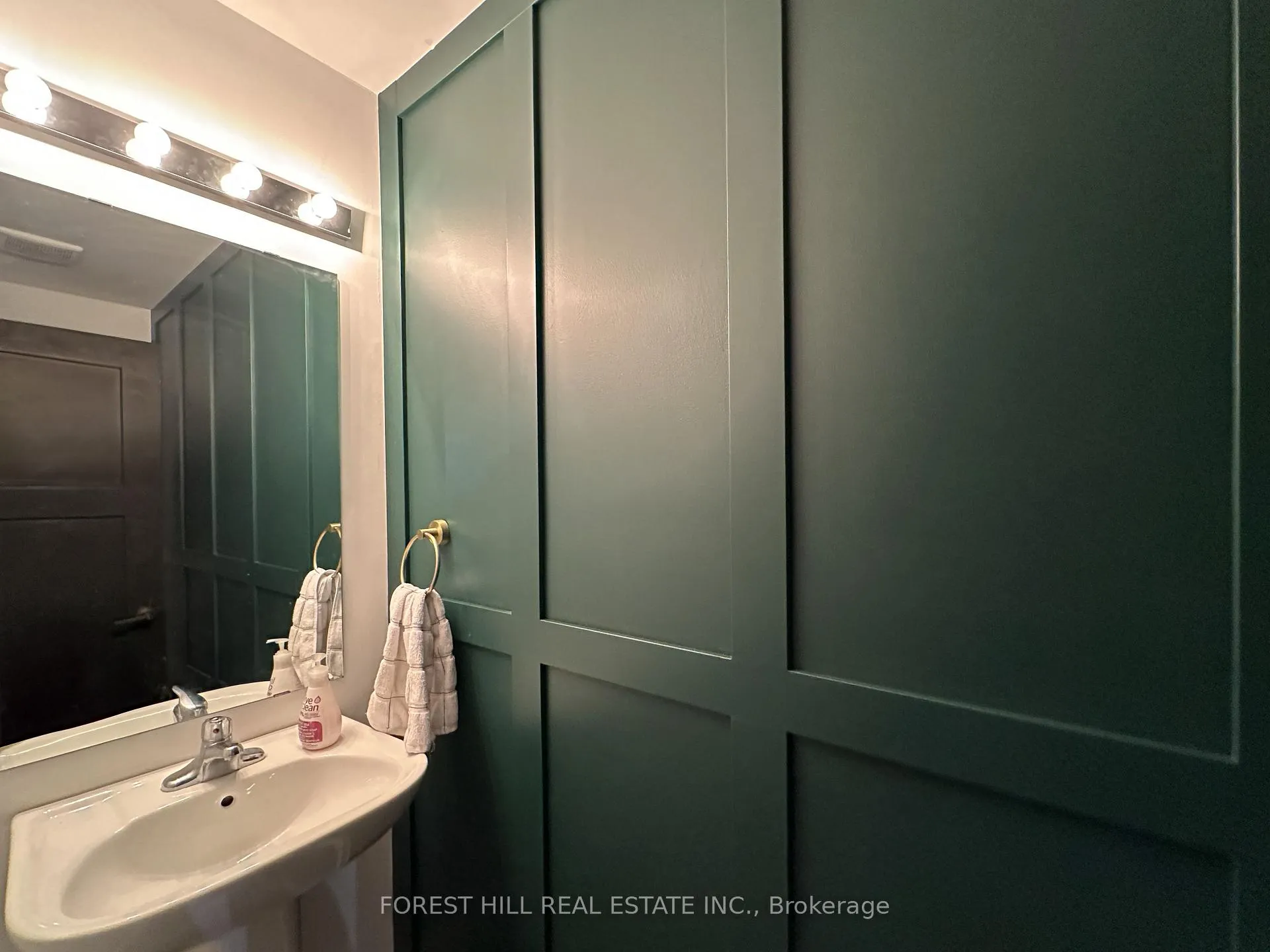 Photo 20 of 64 Mabern Street, Barrie, Rural Barrie Southwest — HOMEH