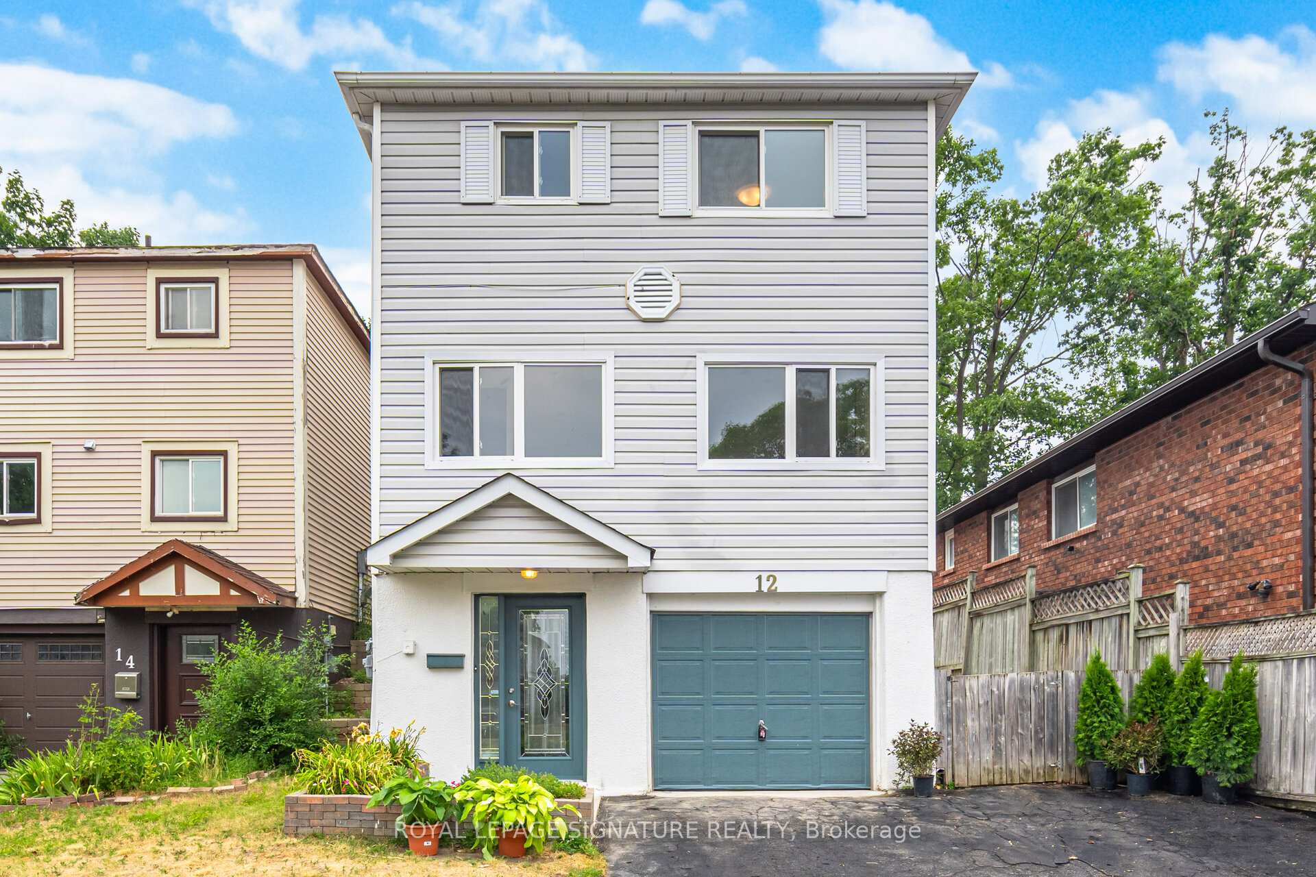 Photo 23 of 12 Browning Trail, Barrie, Letitia Heights — HOMEH