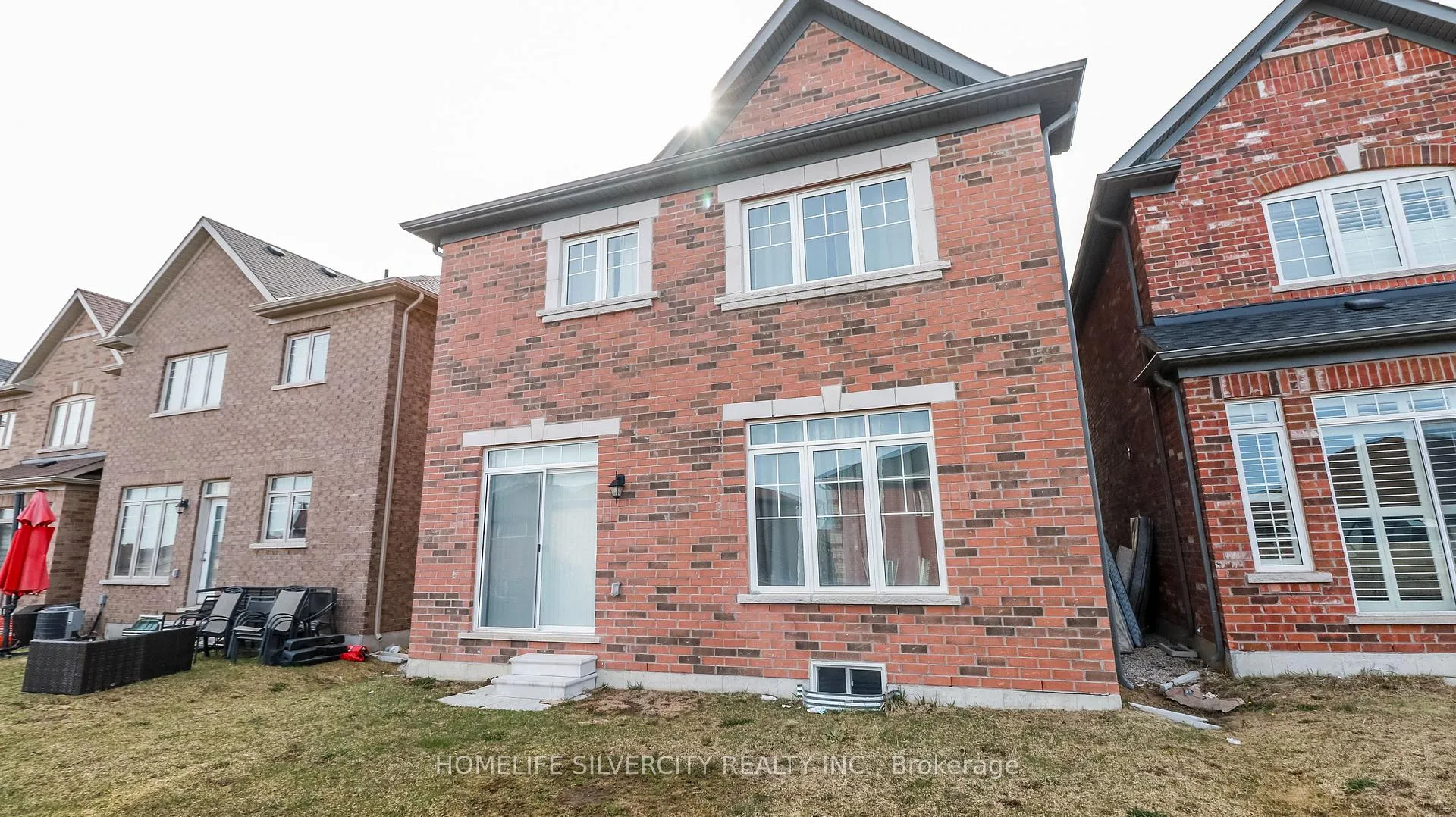 Photo 5 of 2201 Lozenby Street, Innisfil, Alcona — HOMEH