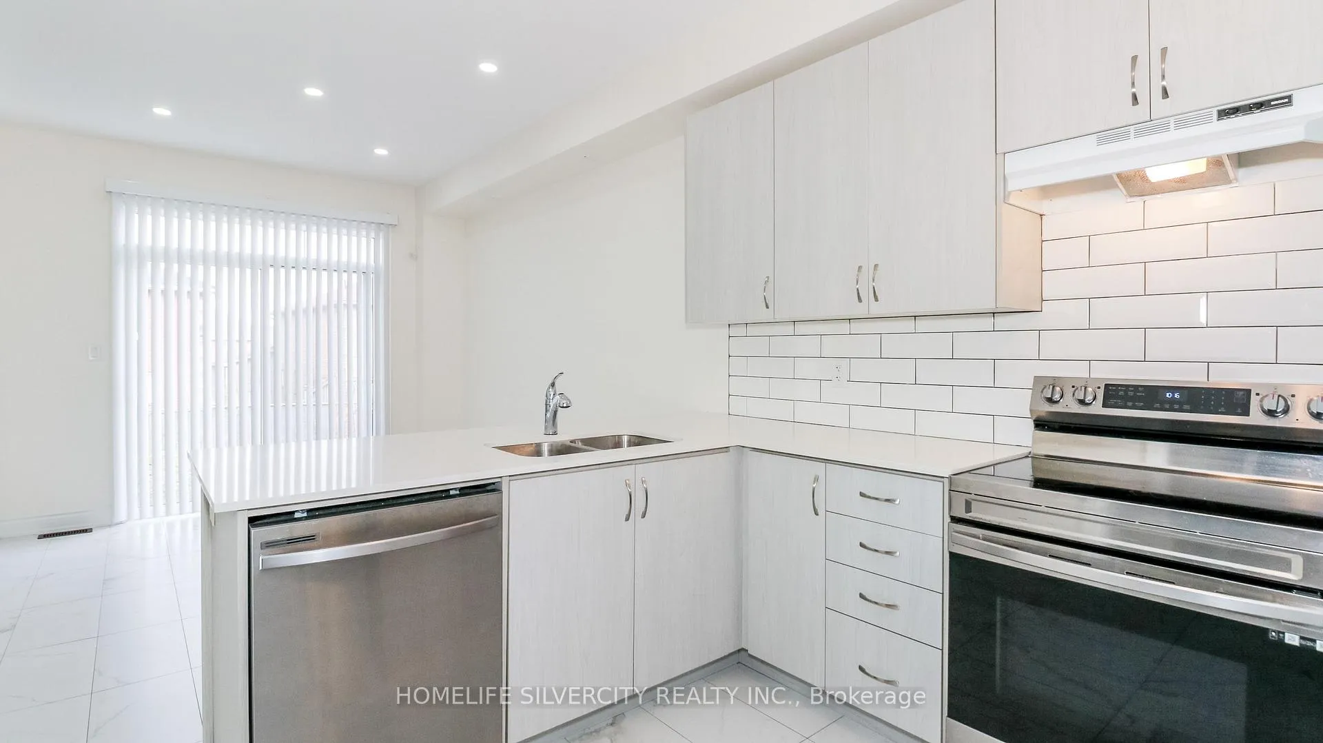 Photo 22 of 2201 Lozenby Street, Innisfil, Alcona — HOMEH