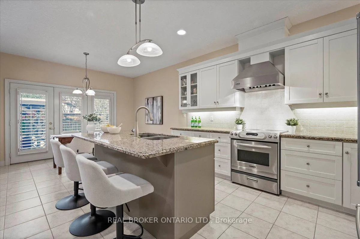 Photo 7 of 392 Deer Ridge Drive, Kitchener — HOMEH