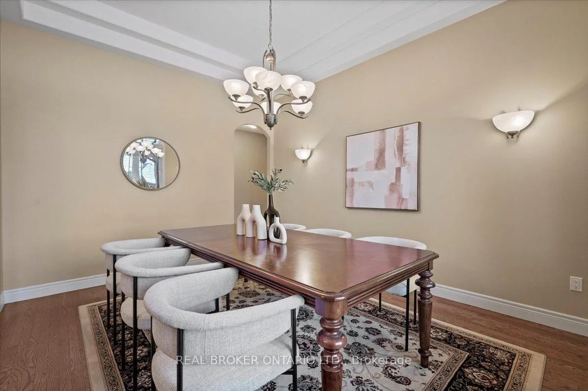 Photo 13 of 392 Deer Ridge Drive, Kitchener — HOMEH