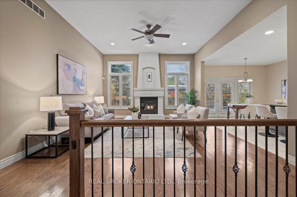 Photo 14 of 392 Deer Ridge Drive, Kitchener — HOMEH